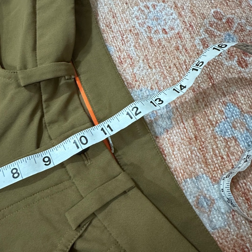 Lululemon ABC Pant Classic *34" in Artifact tan M5335S Warpstreme size 30 waist - Picture 5 of 10